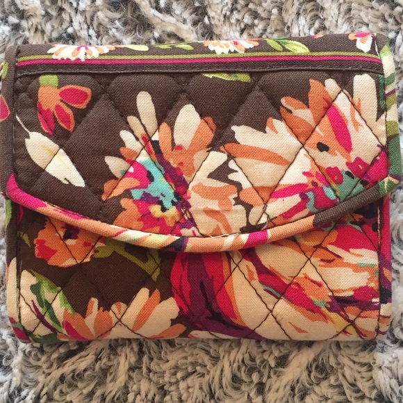 Vera Bradley Handbags - Vera Bradley wallet